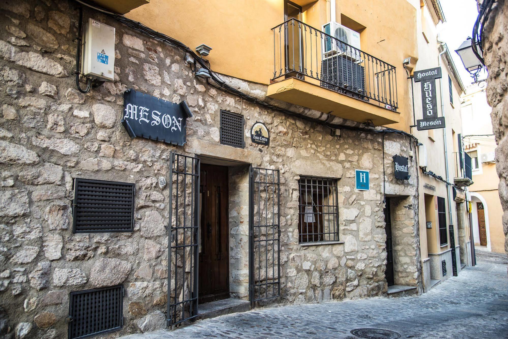 Hostal Hueso Trujillo Exterior foto